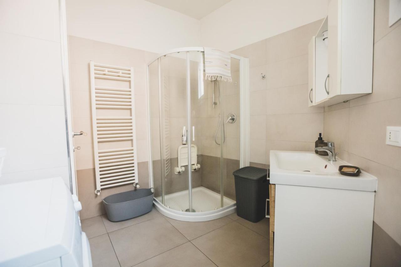 Apartament Grey House Pavia Con Box Privato Zewnętrze zdjęcie
